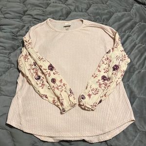 Sz small Knox rose thermal with floral sleeves